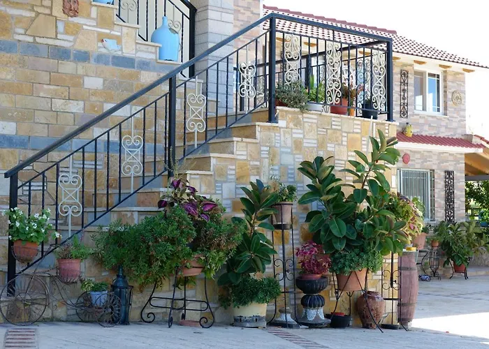 Klea Хостел Ксамил